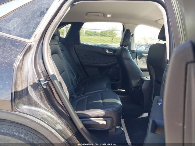45096985 :رقم المزاد ، 1FMCU9CZ6MUB22713 vin ، 2021 Ford Escape Sel Hybrid مزاد بيع