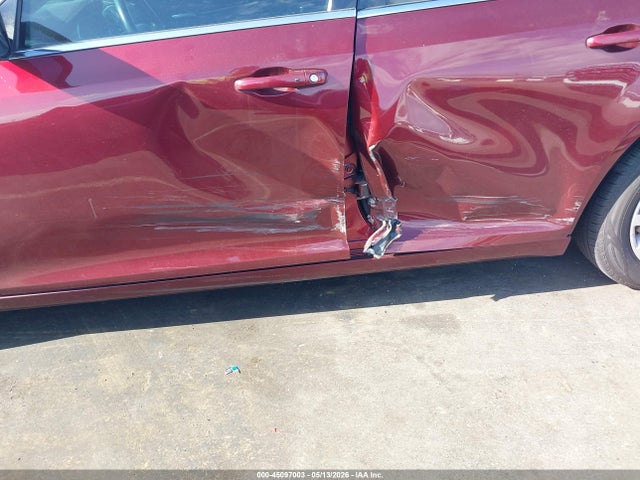 45097003 :رقم المزاد ، 2C3CCAAG2FH830154 vin ، 2015 Chrysler 300 Limited مزاد بيع