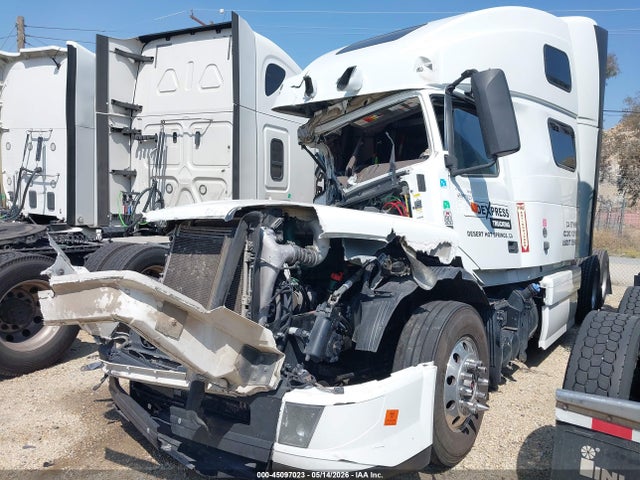 2018 Volvo Vnl მანქანა იყიდება აუქციონზე, vin: 4V4NC9EH1JN896589, აუქციონის ნომერი: 45097023
