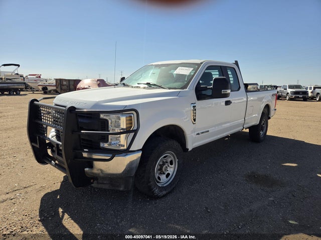 Продажа на аукционе авто 2018 Ford F-350 Xl, vin: 1FT8X3BT9JEC52745, номер лота: 45097041