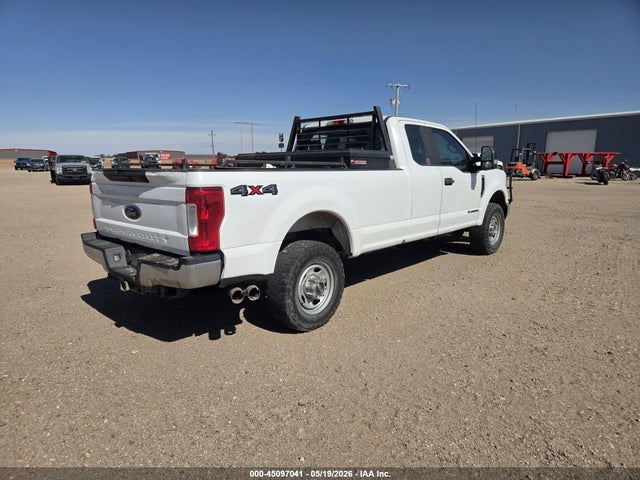 Продажа на аукционе авто 2018 Ford F-350 Xl, vin: 1FT8X3BT9JEC52745, номер лота: 45097041