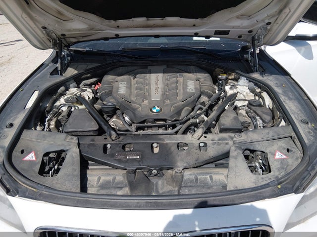 2015 Bmw 750i Xdrive მანქანა იყიდება აუქციონზე, vin: WBAYB6C5XFD965941, აუქციონის ნომერი: 45097046