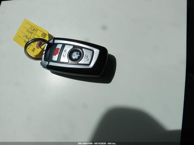 2015 Bmw 750i Xdrive მანქანა იყიდება აუქციონზე, vin: WBAYB6C5XFD965941, აუქციონის ნომერი: 45097046