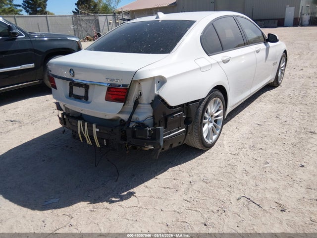 2015 Bmw 750i Xdrive მანქანა იყიდება აუქციონზე, vin: WBAYB6C5XFD965941, აუქციონის ნომერი: 45097046