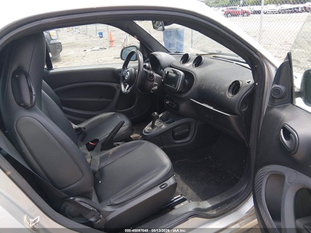 Aukcja sprzedaży 2016 Smart Fortwo Pure, vin: WMEFJ5DA0GK142386, numer aukcji: 45097048