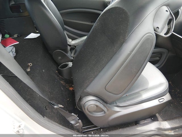 Aukcja sprzedaży 2016 Smart Fortwo Pure, vin: WMEFJ5DA0GK142386, numer aukcji: 45097048