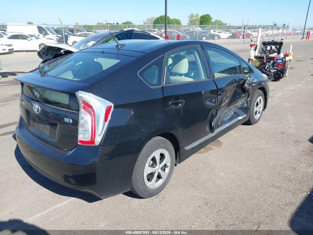 2013 Toyota Prius Three მანქანა იყიდება აუქციონზე, vin: JTDKN3DU1D5640770, აუქციონის ნომერი: 45097092