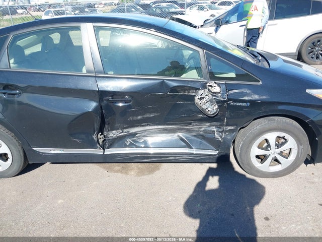 2013 Toyota Prius Three მანქანა იყიდება აუქციონზე, vin: JTDKN3DU1D5640770, აუქციონის ნომერი: 45097092