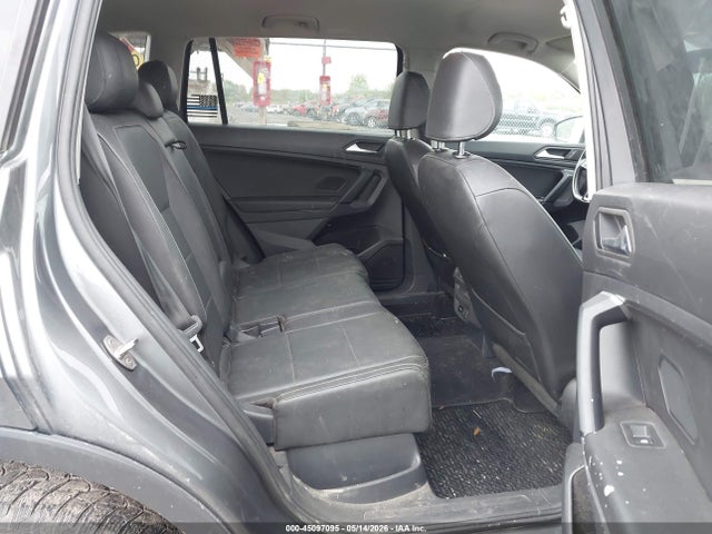 Продаж на аукціоні авто 2019 Volkswagen Tiguan 2.0t Se/2.0t Sel/2.0t Sel R-line/2.0t Sel R-line Black, vin: 3VV2B7AX3KM073307, номер лоту: 45097095