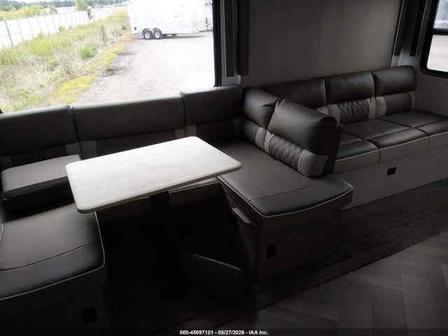 4X4TWDB20NA275476 Forest River Other