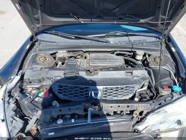 Продажа на аукционе авто 2005 Honda Civic Lx, vin: 1HGEM225X5L020813, номер лота: 45097117