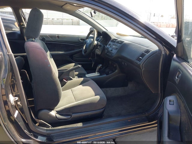 Продажа на аукционе авто 2005 Honda Civic Lx, vin: 1HGEM225X5L020813, номер лота: 45097117