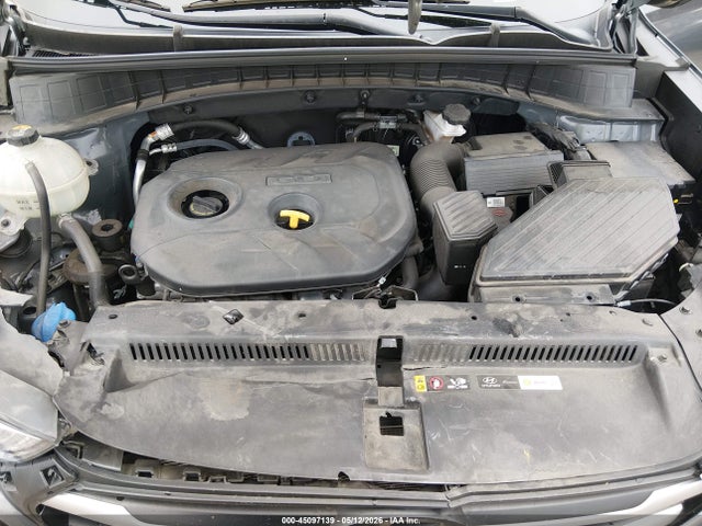 KM8J23A44JU643992 Hyundai TUCSON SE