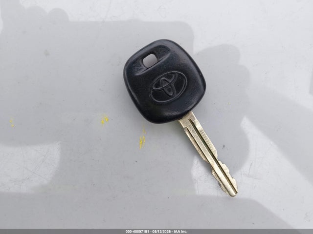 2000 Toyota Land Cruiser მანქანა იყიდება აუქციონზე, vin: JT3HT05J0Y0113457, აუქციონის ნომერი: 45097151