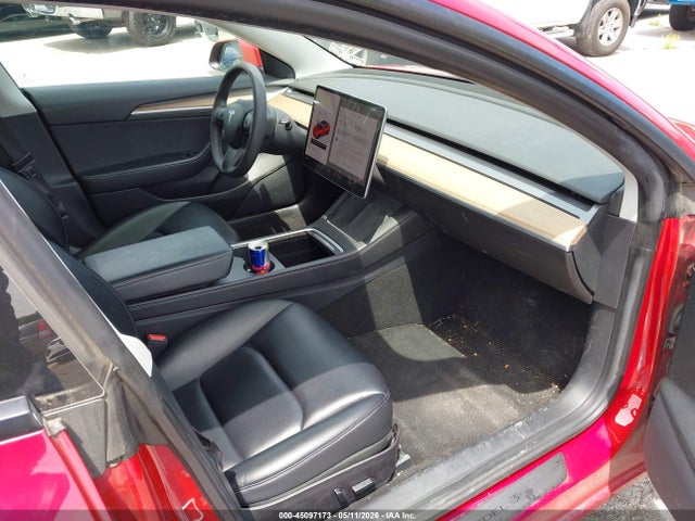 45097173 :رقم المزاد ، 5YJ3E1EA0MF016101 vin ، 2021 Tesla Model 3 Standard Range Plus Rear-wheel Drive مزاد بيع