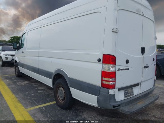 45097194 :رقم المزاد ، WD0PE845685226361 vin ، 2008 Dodge Sprinter Van 2500 High Roof مزاد بيع