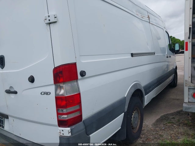 45097194 :رقم المزاد ، WD0PE845685226361 vin ، 2008 Dodge Sprinter Van 2500 High Roof مزاد بيع