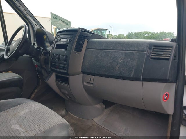 45097194 :رقم المزاد ، WD0PE845685226361 vin ، 2008 Dodge Sprinter Van 2500 High Roof مزاد بيع