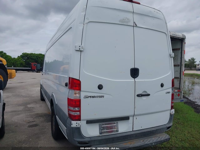 45097194 :رقم المزاد ، WD0PE845685226361 vin ، 2008 Dodge Sprinter Van 2500 High Roof مزاد بيع