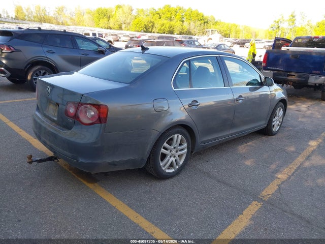 2010 Volkswagen Jetta Tdi მანქანა იყიდება აუქციონზე, vin: 3VWAL8AJ7AM145260, აუქციონის ნომერი: 45097205