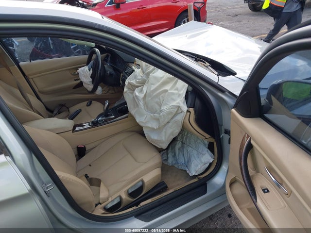 2014 Bmw 320i მანქანა იყიდება აუქციონზე, vin: WBA3B1C53EPV79601, აუქციონის ნომერი: 45097222