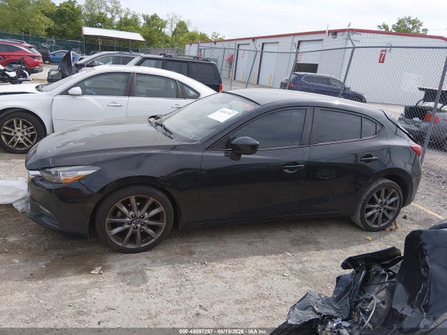 Продаж на аукціоні авто 2018 Mazda Mazda3 Sport, vin: 3MZBN1K72JM197906, номер лоту: 45097297