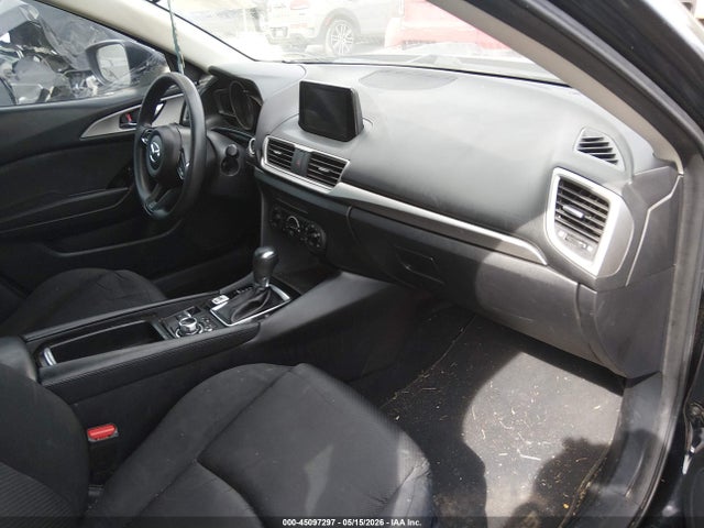Продаж на аукціоні авто 2018 Mazda Mazda3 Sport, vin: 3MZBN1K72JM197906, номер лоту: 45097297