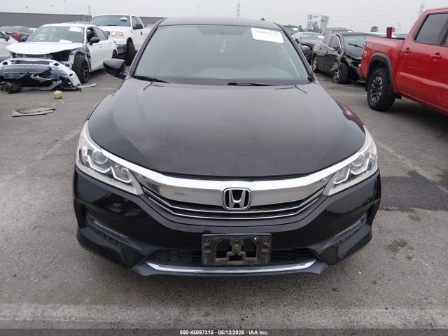Продажа на аукционе авто 2017 Honda Accord Sport Se, vin: 1HGCR2F1XHA180352, номер лота: 45097315