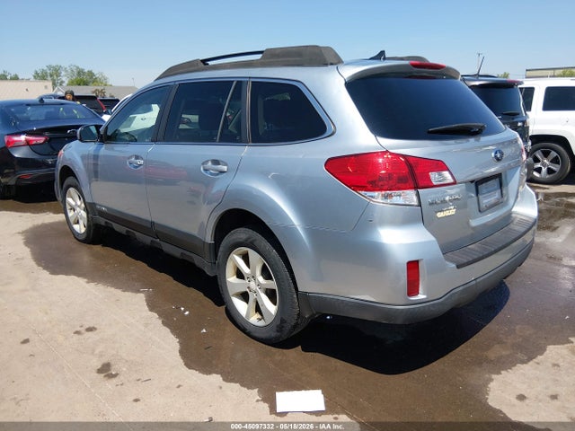 45097332 :رقم المزاد ، 4S4BRBDC8E3285563 vin ، 2014 Subaru Outback 2.5i Premium مزاد بيع