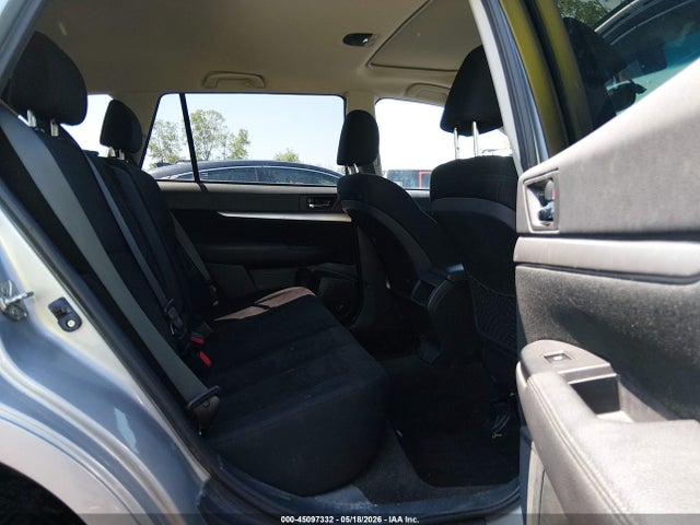 45097332 :رقم المزاد ، 4S4BRBDC8E3285563 vin ، 2014 Subaru Outback 2.5i Premium مزاد بيع