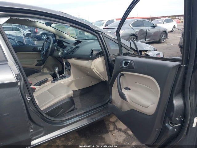 Ford FIESTA SE 2016 3FADP4EJXGM105440 Image 5