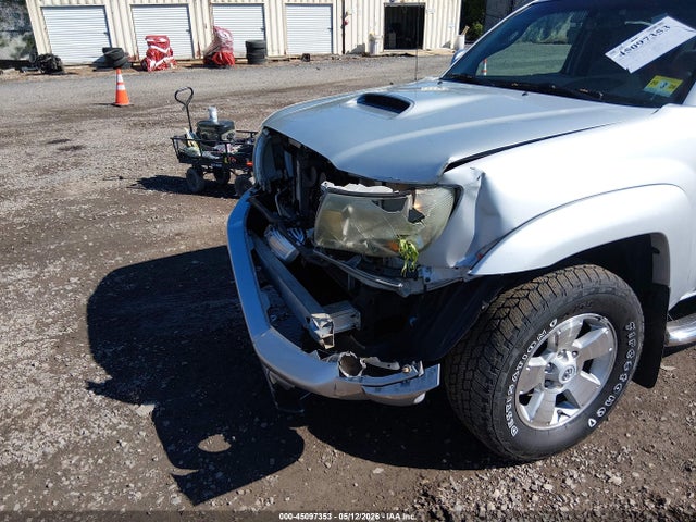 Продажа на аукционе авто 2011 Toyota Tacoma Base V6, vin: 3TMLU4EN6BM059096, номер лота: 45097353