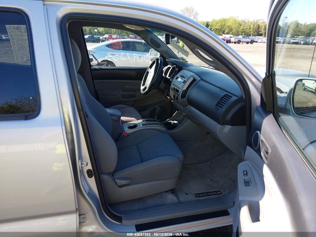 Продажа на аукционе авто 2011 Toyota Tacoma Base V6, vin: 3TMLU4EN6BM059096, номер лота: 45097353