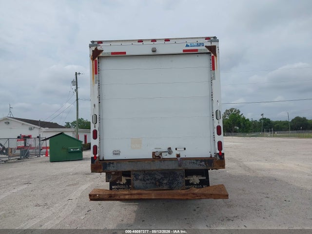 2017 Chevrolet 4500 Lcf Gas მანქანა იყიდება აუქციონზე, vin: 54DCDW1B6HS801550, აუქციონის ნომერი: 45097377