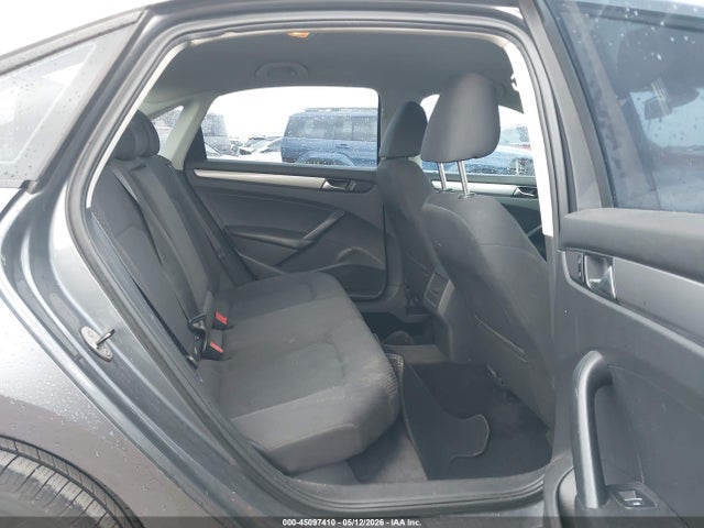 45097410 :رقم المزاد ، 1VWAH7A32CC111079 vin ، 2012 Volkswagen Passat 2.5l S مزاد بيع