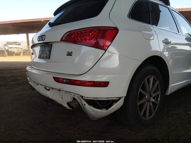 45097414 :رقم المزاد ، WA1VKAFP2AA073533 vin ، 2010 Audi Q5 3.2 Premium مزاد بيع
