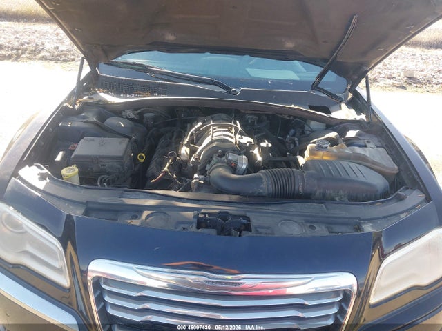 45097430 :رقم المزاد ، 2C3CA6CT3BH538214 vin ، 2011 Chrysler 300c مزاد بيع