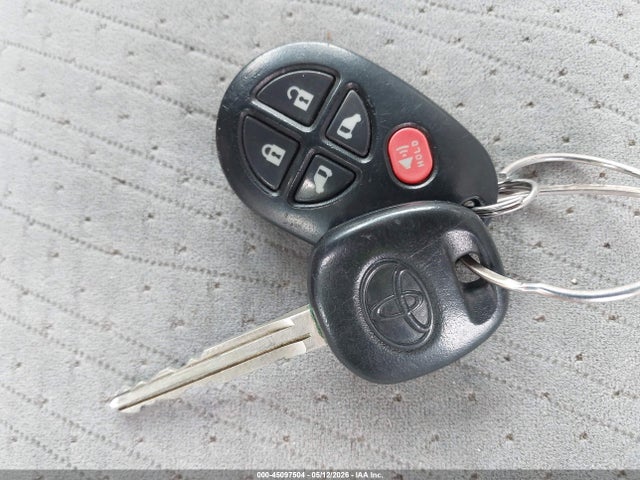 Продажа на аукционе авто 2015 Toyota Sienna Le 8 Passenger, vin: 5TDKK3DC3FS550792, номер лота: 45097504