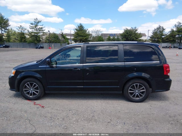 Продажа на аукционе авто 2017 Dodge Grand Caravan Sxt, vin: 2C4RDGCG4HR852155, номер лота: 45097517
