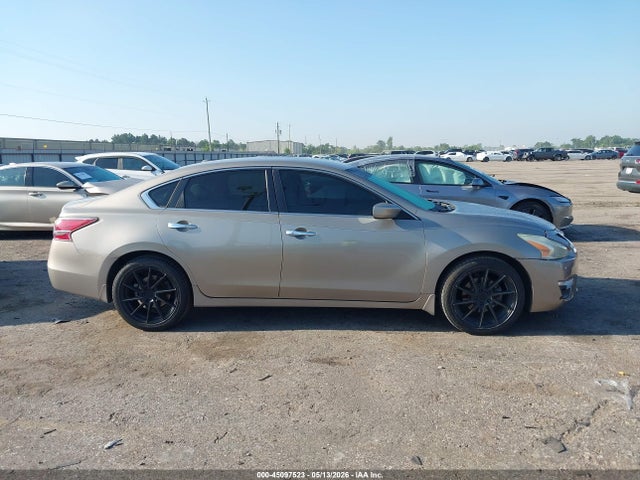 45097523 :رقم المزاد ، 1N4AL3AP1EN371161 vin ، 2014 Nissan Altima 2.5 S مزاد بيع