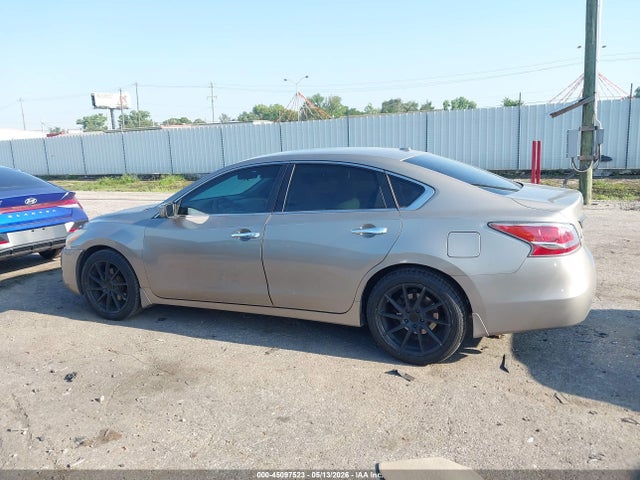 45097523 :رقم المزاد ، 1N4AL3AP1EN371161 vin ، 2014 Nissan Altima 2.5 S مزاد بيع
