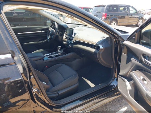 Продажа на аукционе авто 2023 Nissan Altima Sv Fwd, vin: 1N4BL4DV2PN319772, номер лота: 45097532