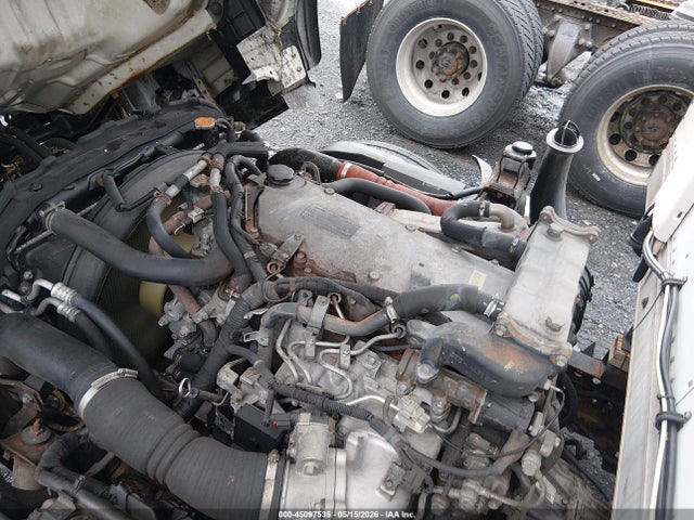 45097535 :رقم المزاد ، JALE5W162G7900069 vin ، 2016 Isuzu Dsl Reg At مزاد بيع