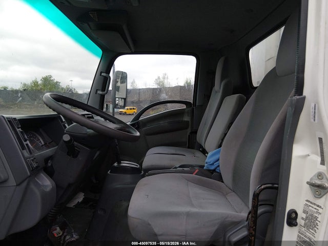 45097535 :رقم المزاد ، JALE5W162G7900069 vin ، 2016 Isuzu Dsl Reg At مزاد بيع