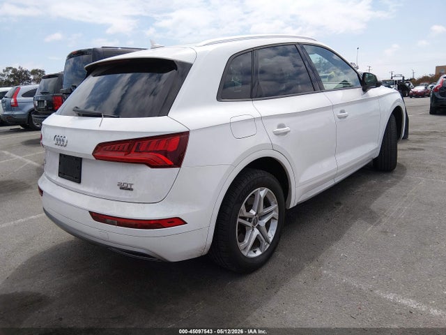 WA1ANAFY3J2133005 Audi Q5 2.0t Premium/2.0t Tech Premium