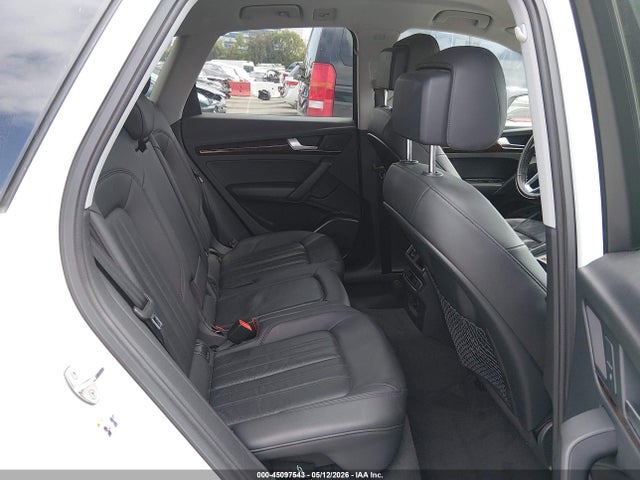 45097543 :رقم المزاد ، WA1ANAFY3J2133005 vin ، 2018 Audi Q5 2.0t Premium/2.0t Tech Premium مزاد بيع