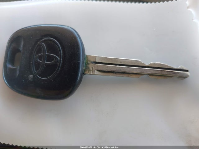 45097614 :رقم المزاد ، 5TDXK3DC7FS682251 vin ، 2015 Toyota Sienna Se 8 Passenger مزاد بيع