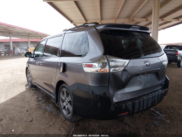 45097614 :رقم المزاد ، 5TDXK3DC7FS682251 vin ، 2015 Toyota Sienna Se 8 Passenger مزاد بيع