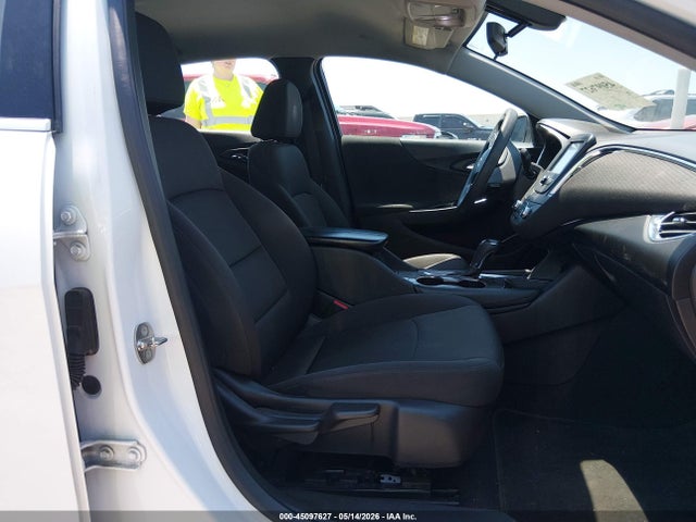 45097627 :رقم المزاد ، 1G1ZE5ST3HF203205 vin ، 2017 Chevrolet Malibu 1lt مزاد بيع