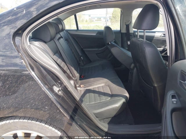 2013 Volkswagen Jetta 2.5l Sel მანქანა იყიდება აუქციონზე, vin: 3VWLX7AJ4DM373339, აუქციონის ნომერი: 45097653